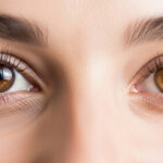 How to Grow Longer Eyelashes Naturally on a Budget: 5 Proven Ways